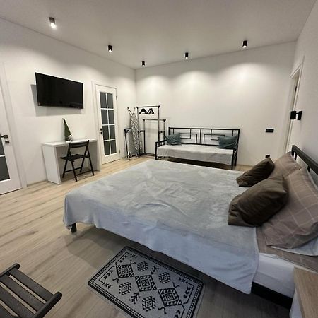 Soborna Apartment รีฟเน ภายนอก รูปภาพ