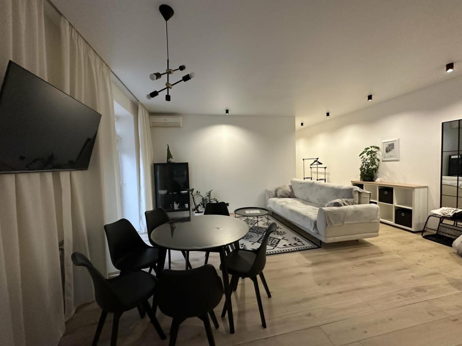 Soborna Apartment รีฟเน ภายนอก รูปภาพ